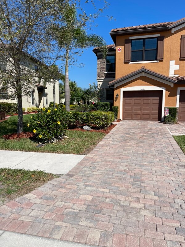 20197 Lagente Cir, Venice, FL 34293 Townhome Rentals in Venice FL