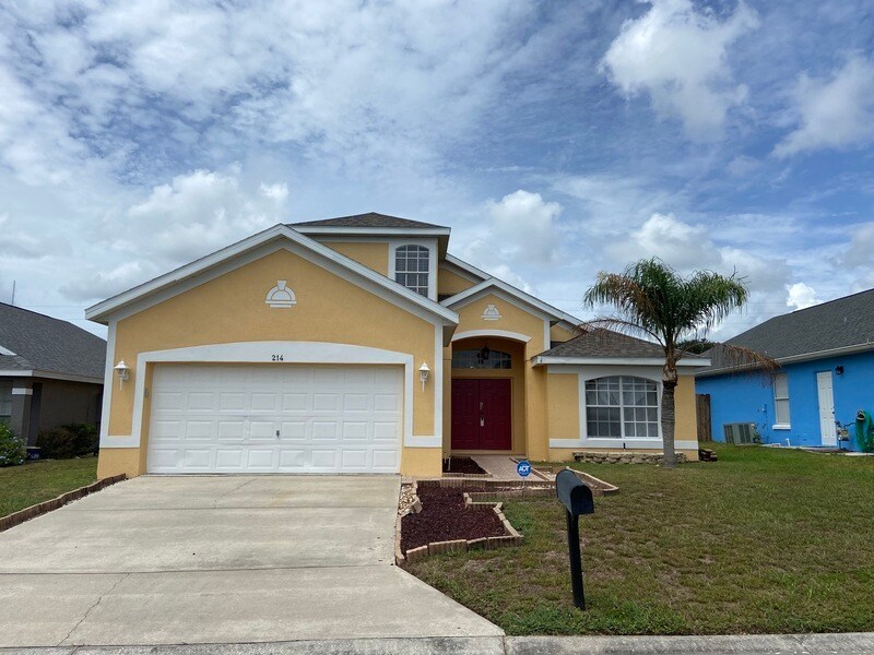 Foto principal - 214 Prince Charles Dr