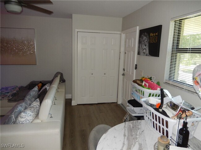 Foto del edificio - 4785 Orange Grove Blvd