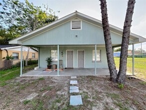 Building Photo - 331 E Street Unit
