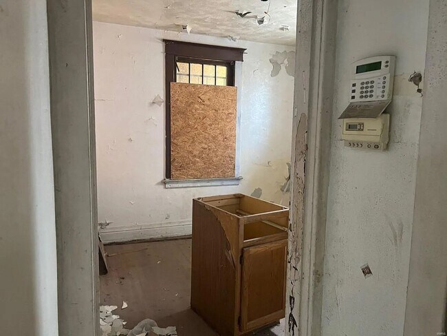 Foto del edificio - 5037 Plover Ave