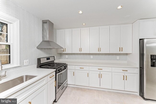 Building Photo - 13742 Penwith Ct