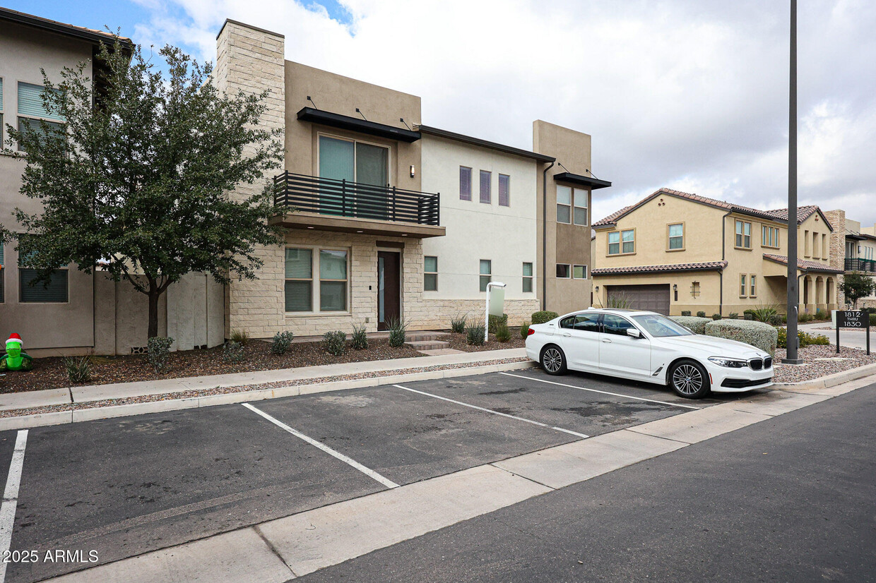 Primary Photo - 1830 S Follett Way