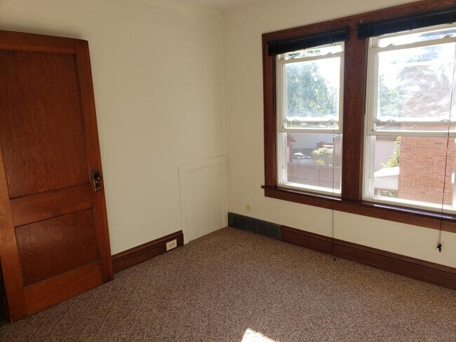 Foto del edificio - 4707 Behrwald Ave