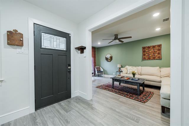 Foto del edificio - 3211 Crest Ridge Dr