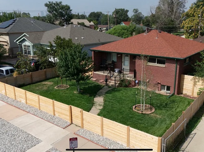 Foto del edificio - 4431 Fillmore St