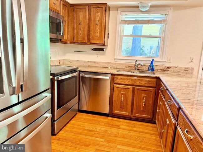 Building Photo - 9108 Shotgun Ct
