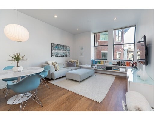 Primary Photo - 285 Columbus Ave