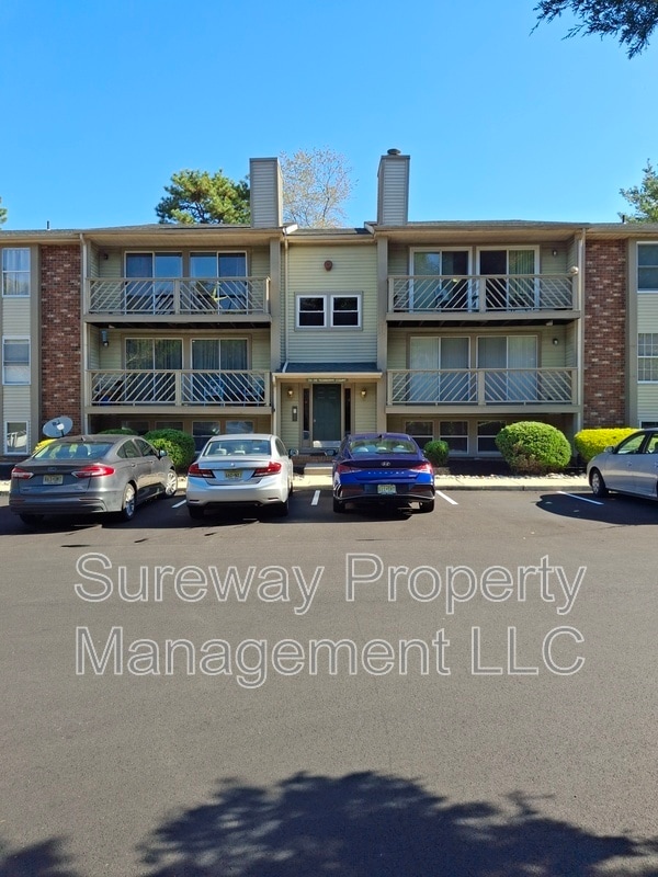 Building Photo - 26 Teaberry Ct