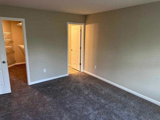 Building Photo - 2683 Verdant Ln