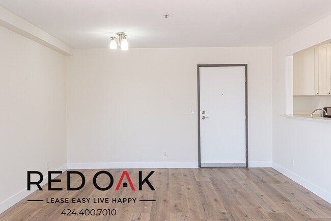 Foto del edificio - 5541 Fulcher Ave