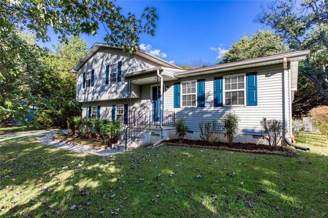 Building Photo - 2468 Brown Deer Trail NW