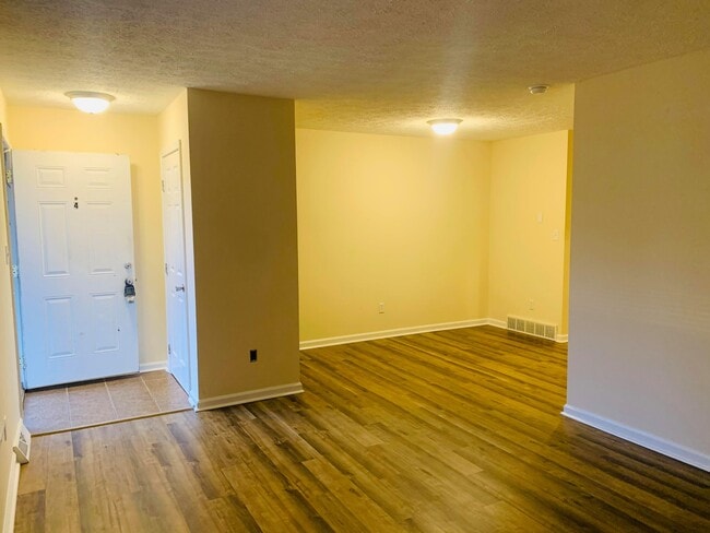 Building Photo - 1610 Flanigan Ct