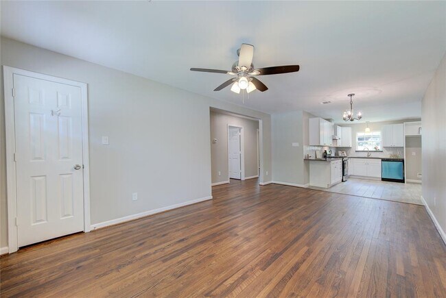Building Photo - 4105 Europa St