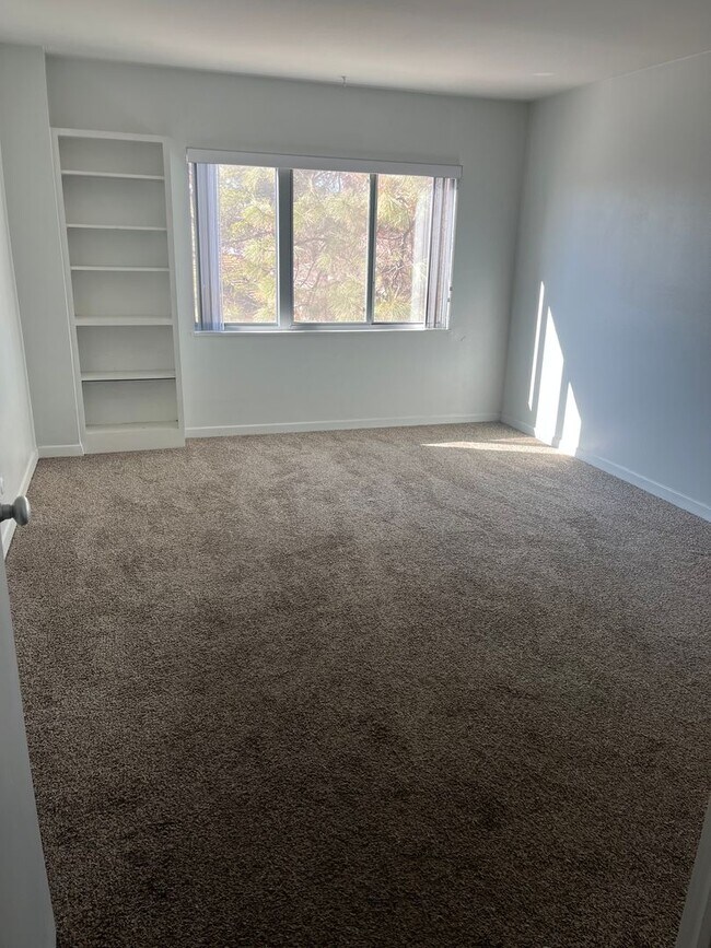 Foto del edificio - Downtown 1 Bedroom Condo