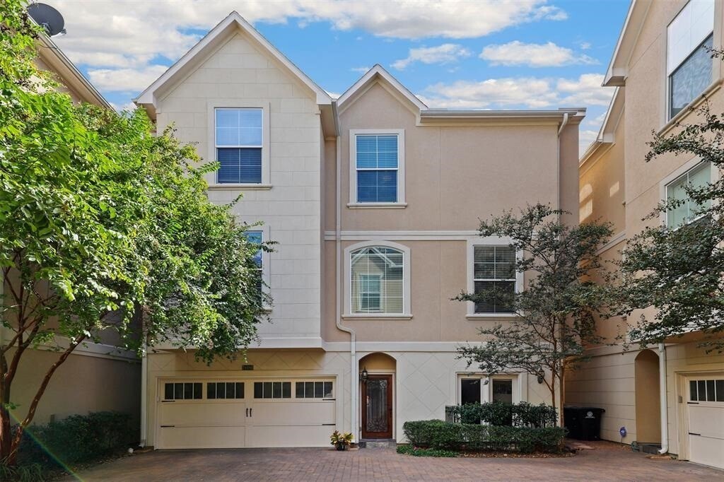 Foto del edificio - 2418 Ralph St