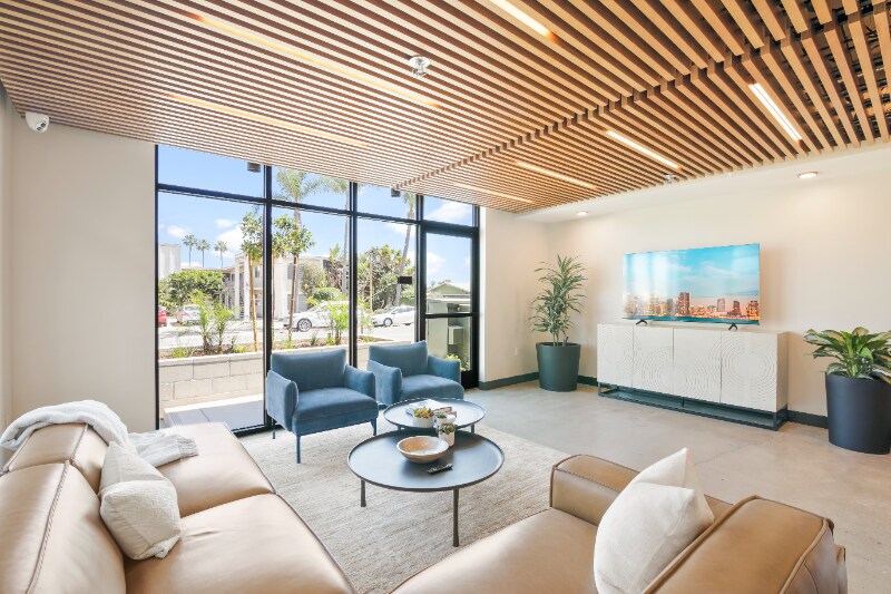 Foto principal - 4222 Georgia St
