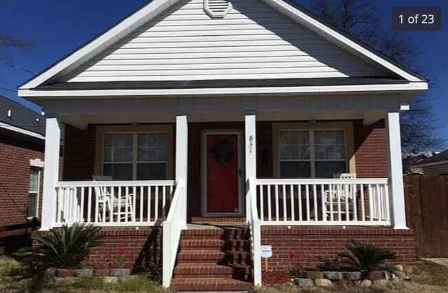 Building Photo - 831 D'Antignac St