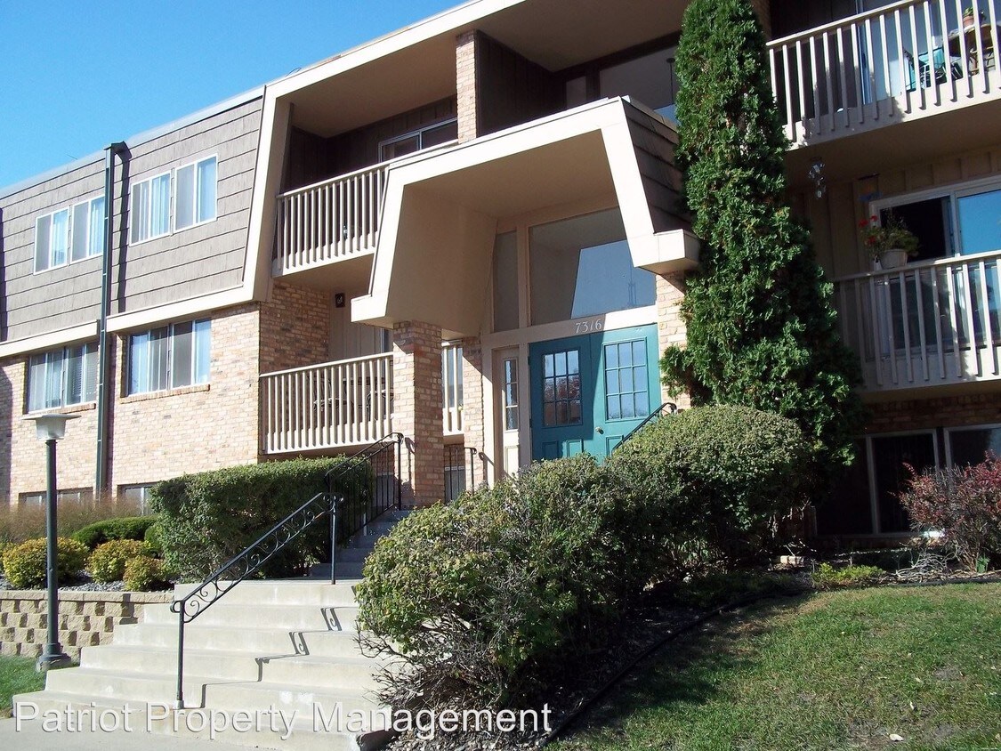 Foto principal - 7318 W 22nd St