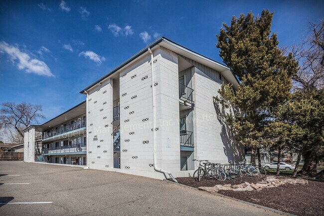 Foto del edificio - 500 Laporte Ave