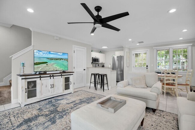 Foto del edificio - $5400 - Furnished 7-month rental Private Pool! 2 Bedroom / 2.5 Bathroom