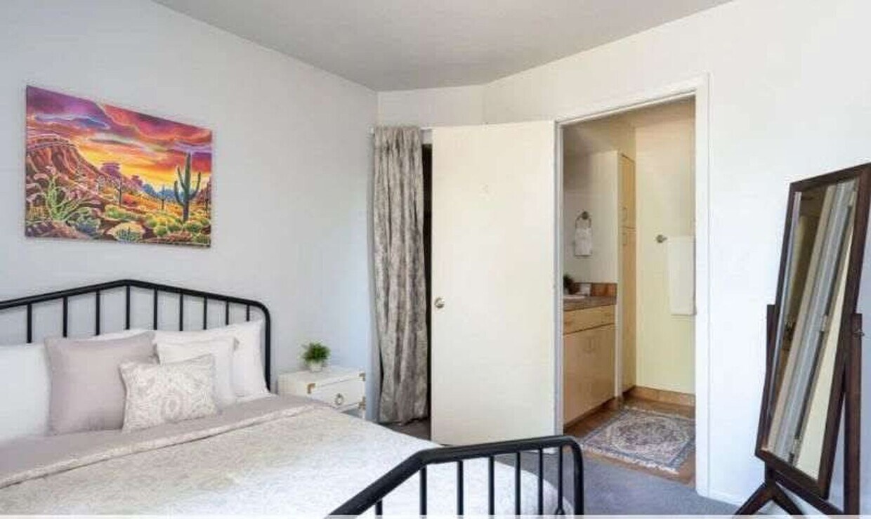 Foto principal - Beautiful Furnished Condo all utilites inc...