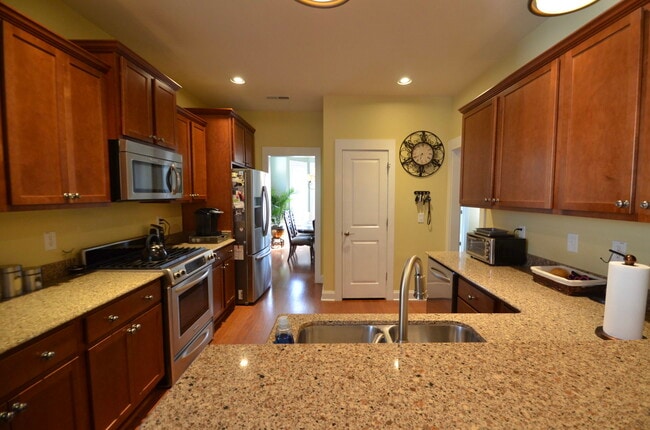 Photo - 1811 Luna Ct House