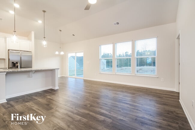 Building Photo - 1007 Mission Hill Ln