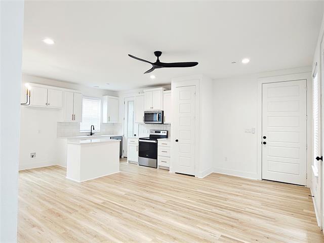 Building Photo - 206 S Village Way