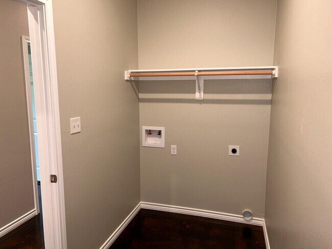 Foto del edificio - 908 E 12th Ave