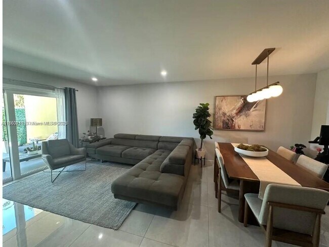Foto del edificio - 8443 SW 137th Ave