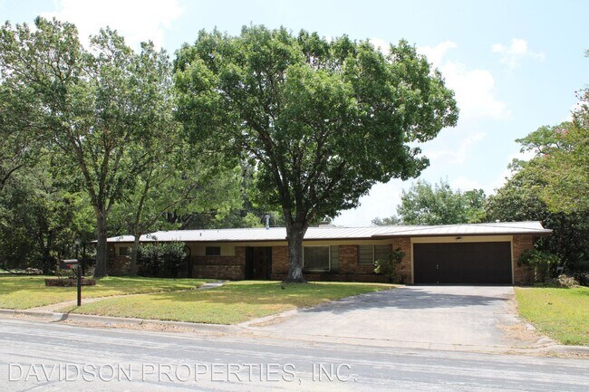 Foto del edificio - 3 br, 2 bath House - 208 Glentower Dr