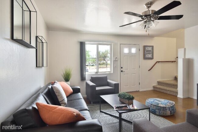 Building Photo - 5 br, 2 bath Townhome - 2326 N. 6th Ave