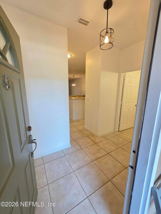 Foto del edificio - 5663 Greenland Rd