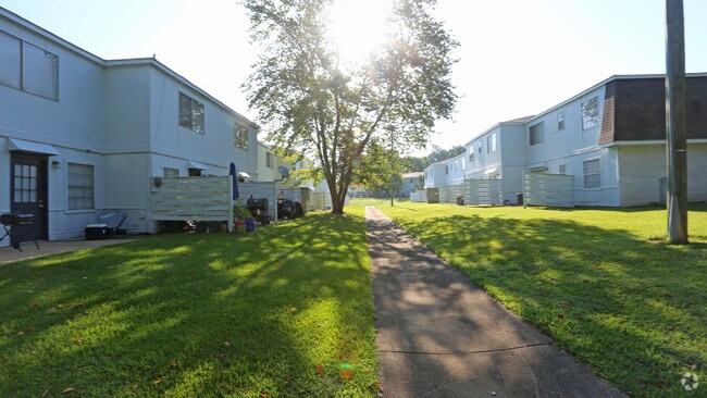 Foto del edificio - Center Pointe