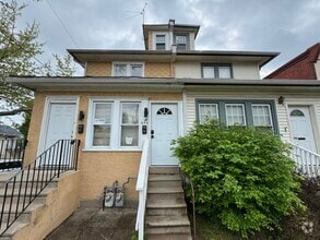 Building Photo - 171 Lewis Ave