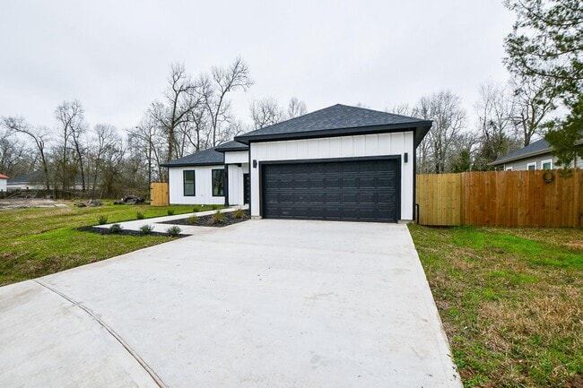 Foto del edificio - 340 Bending Oak Ln