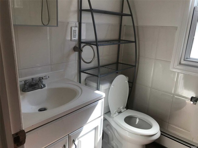 Building Photo - 174 Beach 25th St