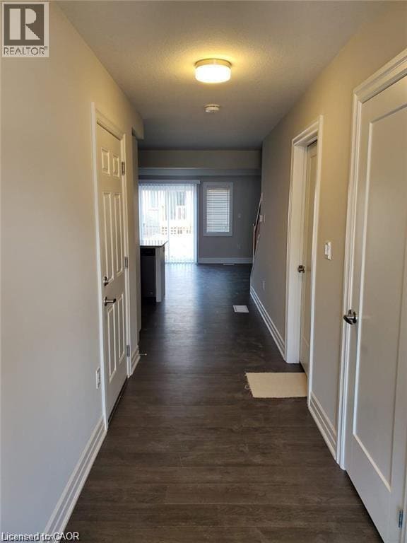 Building Photo - 43 Nieson St