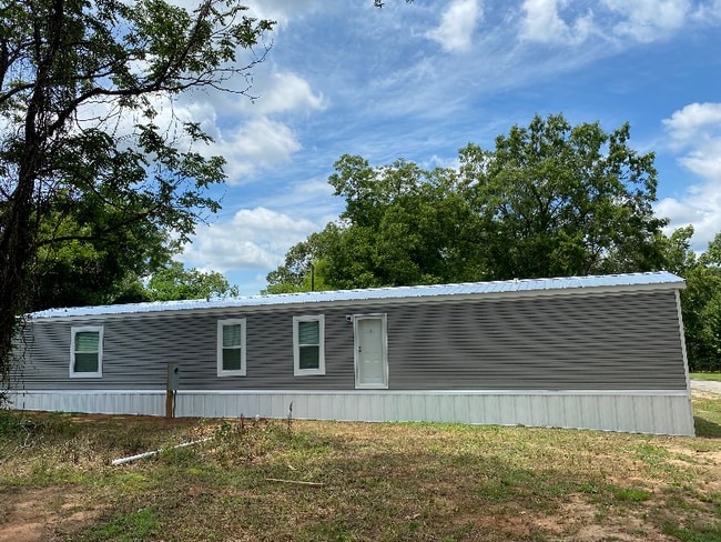 Building Photo - 301 Stone Dr
