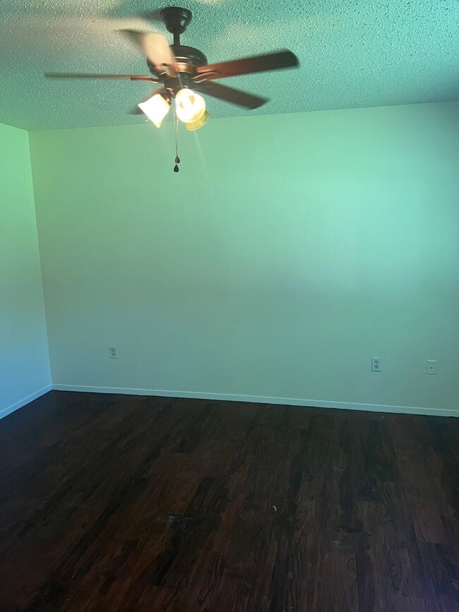 Building Photo - 1206 Chad St