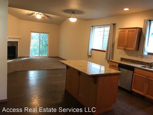 Building Photo - 3 br, 2 bath House - 715 Kodiak Lane