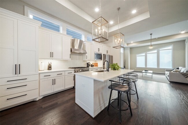 Foto del edificio - 2625 Fountain Key Blvd