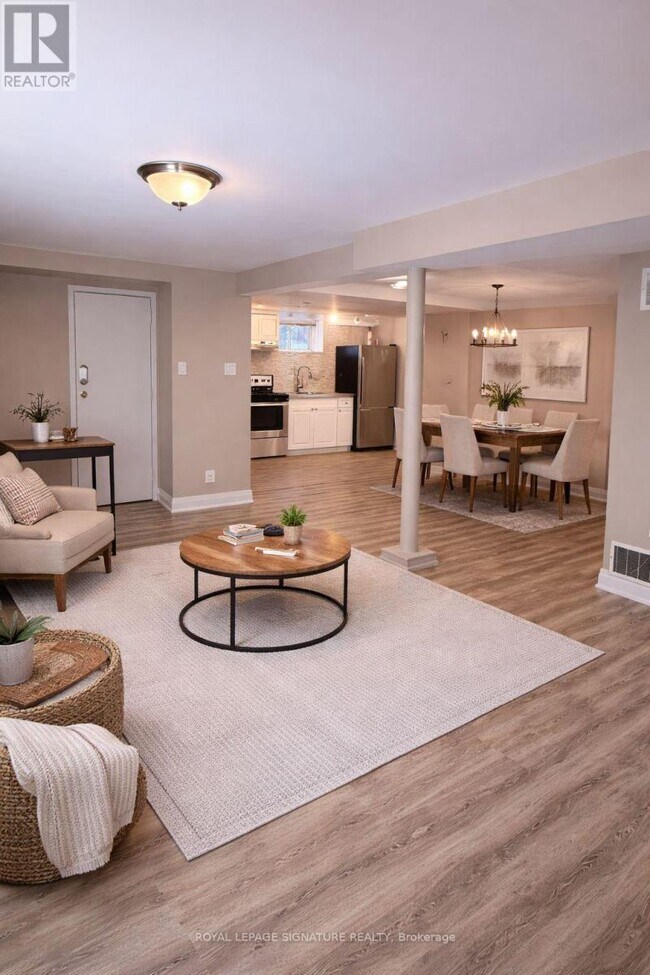 Photo du bâtiment - 54 Tulloch Dr