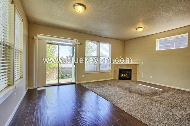 Foto del edificio - 3 Bed 2.5 Bath Home in Hazel Dell w/ Easy Access to I-5 and SR 500