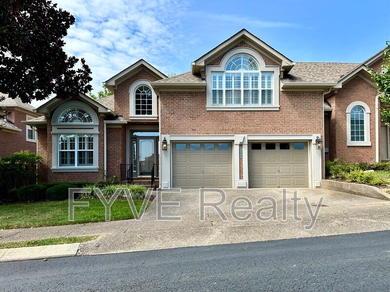 Primary Photo - 1032 Golf Club Cir W