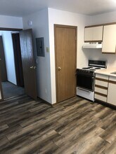 Building Photo - 1203 34th St Cir S