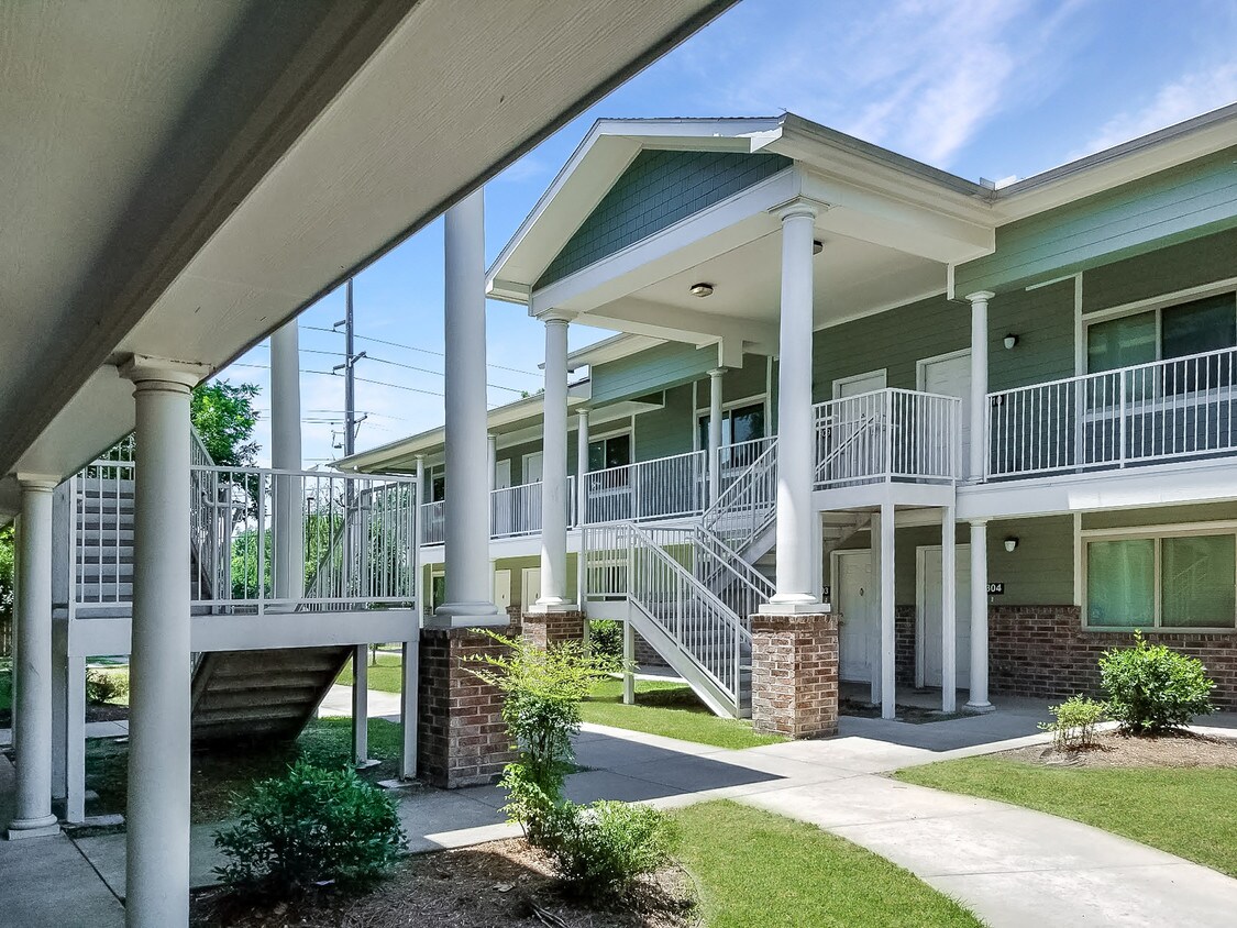 Renaissance Gateway Apartments in Baton Rouge, LA