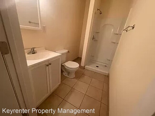Building Photo - 5 br, 3 bath House - 3318 N Laura St