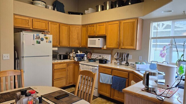 Foto del edificio - 5025 Barnstormers Ave